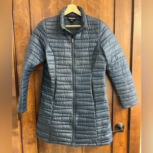 Womens Patagonia Down Jacket (M)